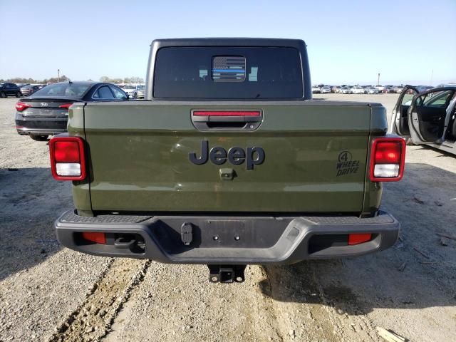 2022 Jeep Gladiator Sport