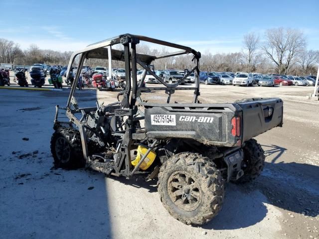 2023 Can-Am Defender HD9