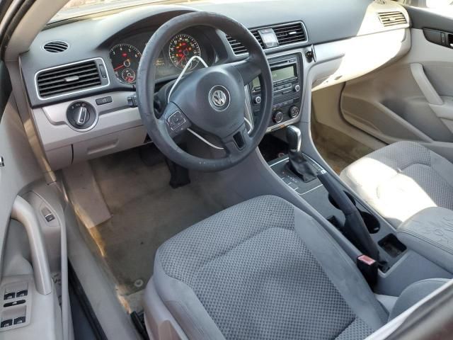 2013 Volkswagen Passat S