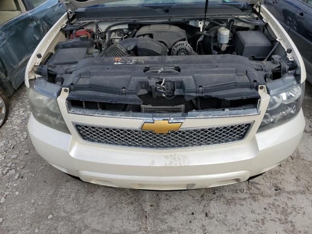 2013 Chevrolet Suburban C1500 LTZ