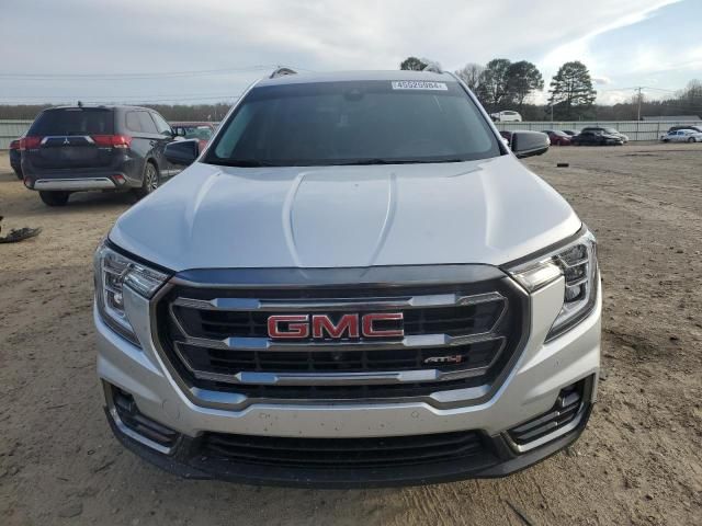 2022 GMC Terrain AT4