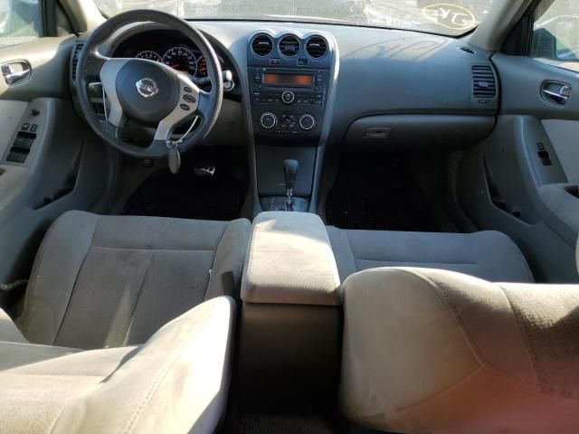 2010 Nissan Altima Base