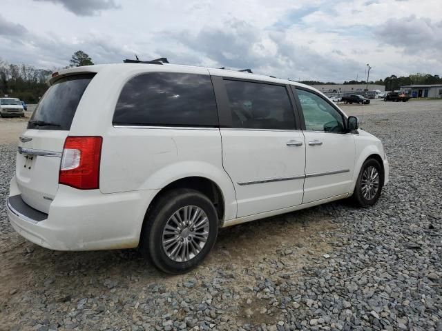 2011 Chrysler Town & Country Limited