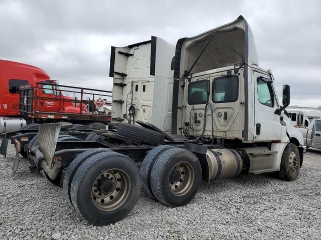 2022 Freightliner Cascadia 126