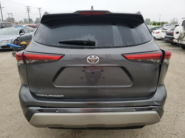 2021 Toyota Highlander L