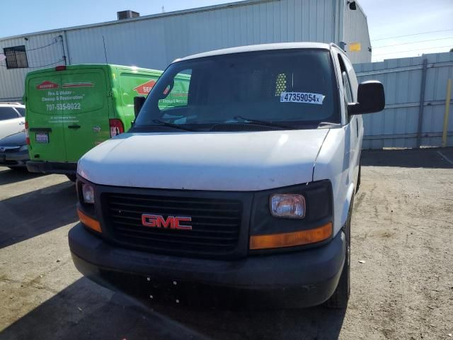 2016 GMC Savana G2500