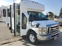 Vehiculos salvage en venta de Copart Bakersfield, CA: 2010 Ford Econoline E450 Super Duty Cutaway Van