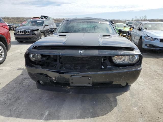 2010 Dodge Challenger SE