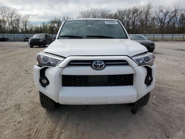 2022 Toyota 4runner SR5