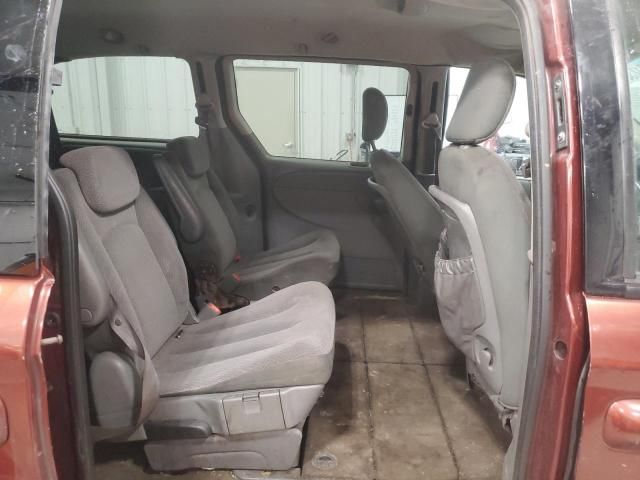 2007 Chrysler Town & Country LX