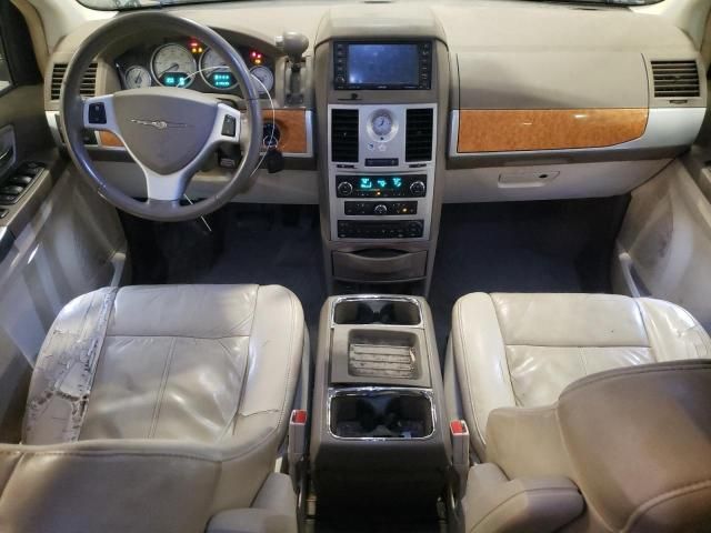 2008 Chrysler Town & Country Limited