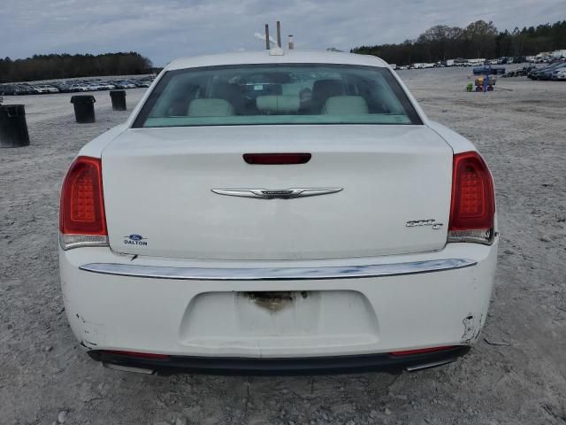 2016 Chrysler 300C