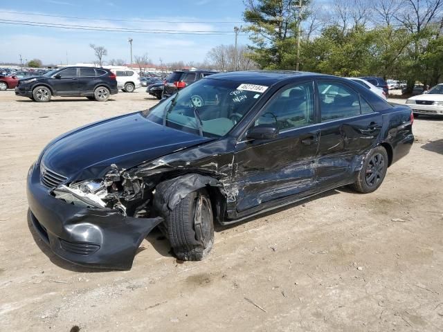 2005 Toyota Camry LE