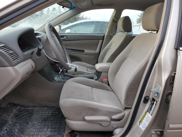 2005 Toyota Camry LE