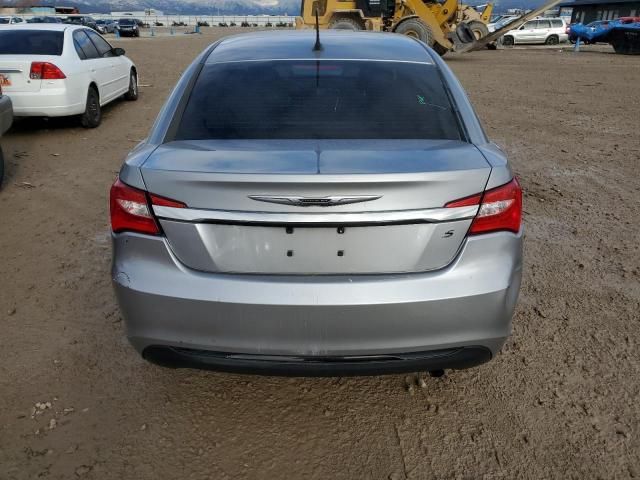 2013 Chrysler 200 Touring