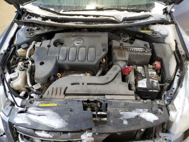 2010 Nissan Altima Base