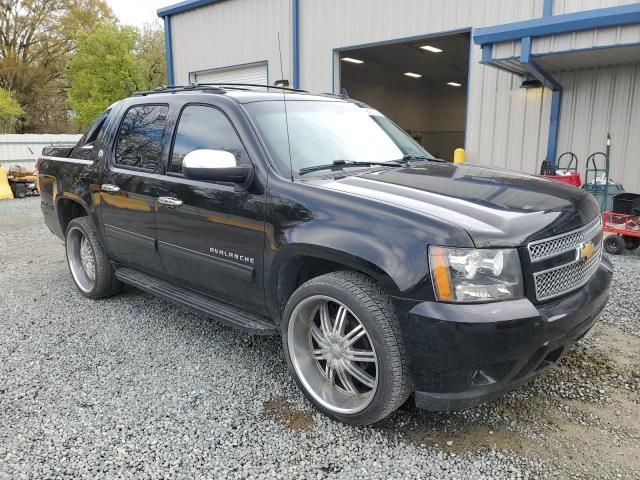 2013 Chevrolet Avalanche LT