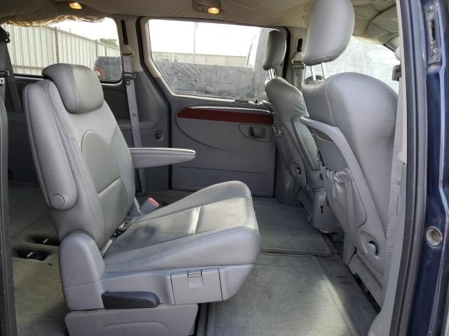 2006 Chrysler Town & Country Limited