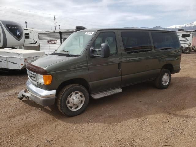 2005 Ford Econoline E350 Super Duty Wagon