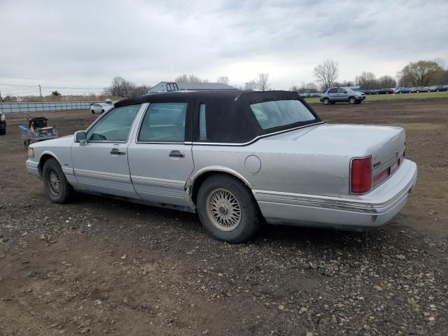 1995 Lincoln Town Car Signature