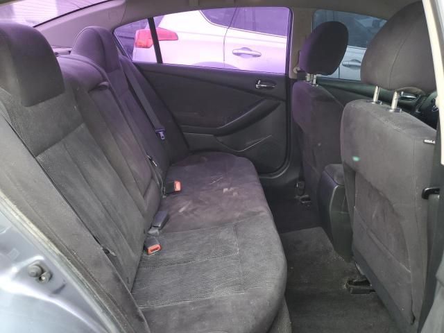 2011 Nissan Altima Base