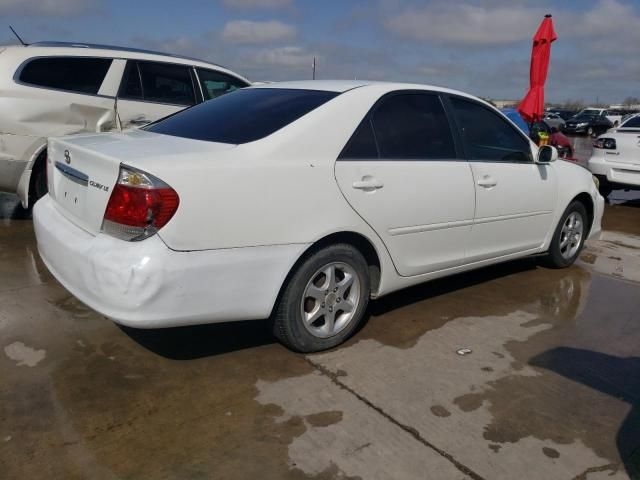 2005 Toyota Camry LE