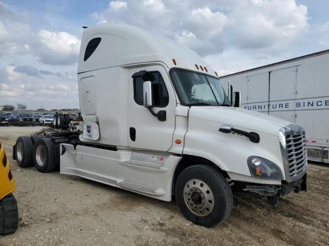 2019 Freightliner Cascadia 125