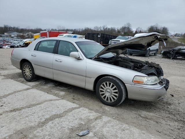 2004 Lincoln Town Car Ultimate