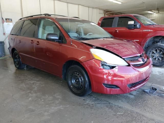 2009 Toyota Sienna CE