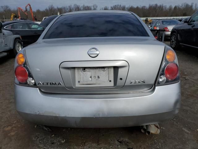 2002 Nissan Altima Base