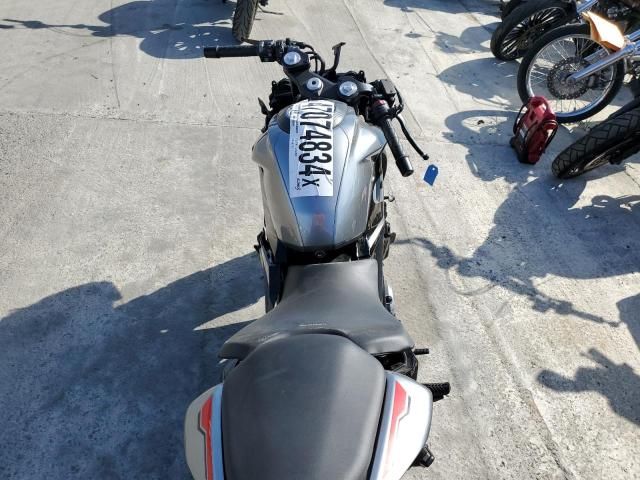 2023 Cf Moto 300SS