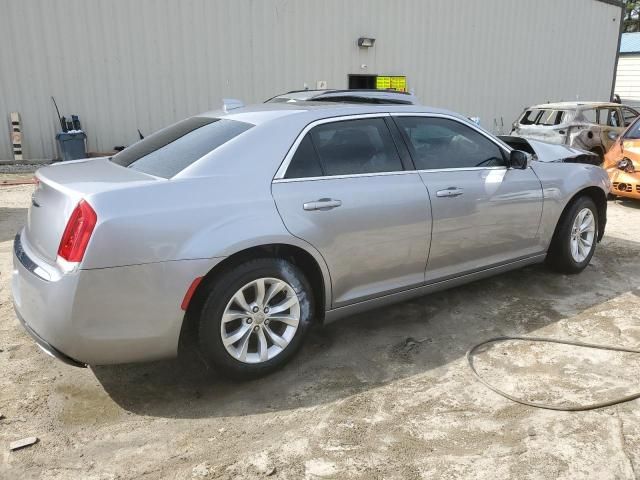 2016 Chrysler 300 Limited