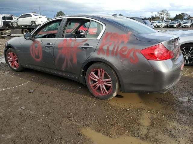 2015 Infiniti Q40