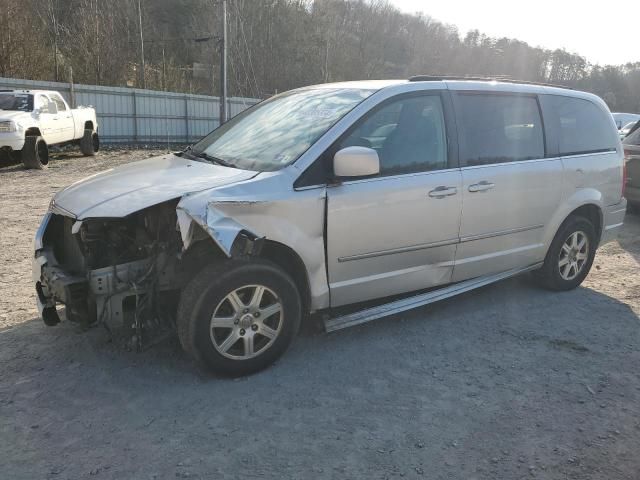 2009 Chrysler Town & Country Touring