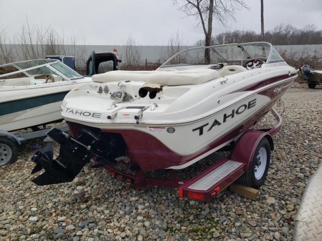 2013 Tahoe Boat