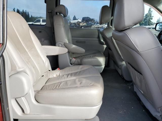 2010 KIA Sedona EX