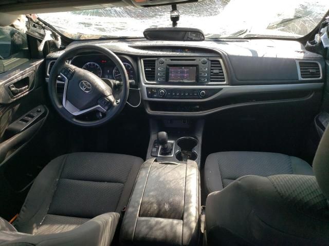 2015 Toyota Highlander LE