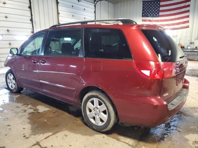 2010 Toyota Sienna CE