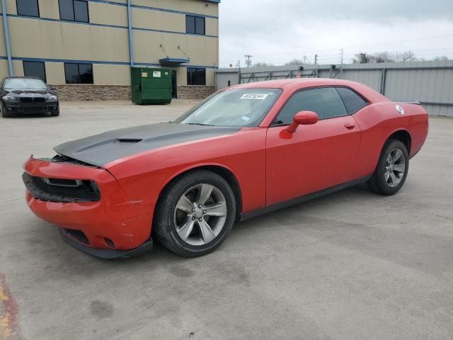 2016 Dodge Challenger SXT