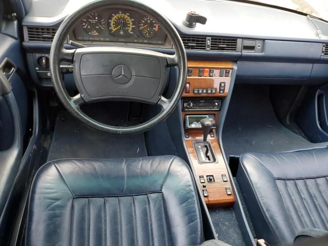 1988 Mercedes-Benz 300 E