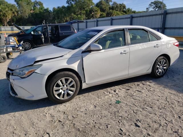 2016 Toyota Camry LE