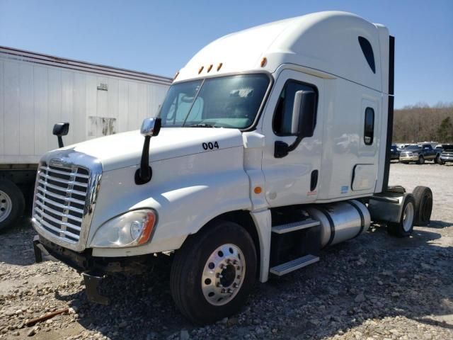 2014 Freightliner Cascadia 125