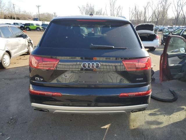 2018 Audi Q7 Premium Plus