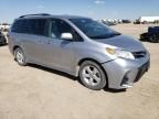 2018 Toyota Sienna LE