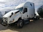 2020 Freightliner Cascadia 126