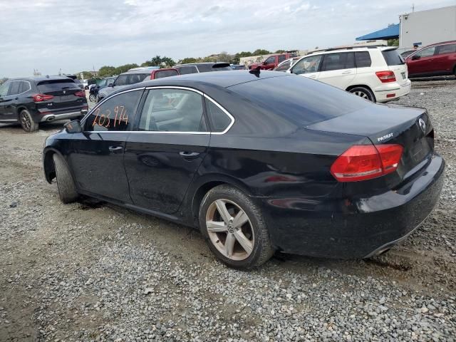 2013 Volkswagen Passat SE