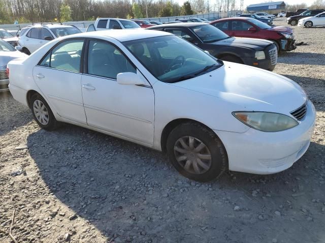 2005 Toyota Camry LE