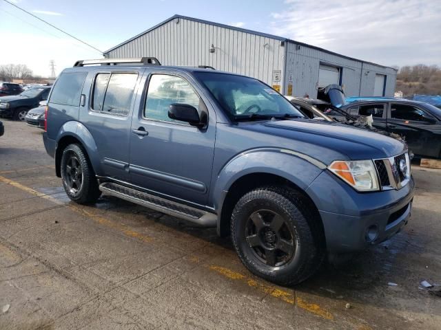 2005 Nissan Pathfinder LE