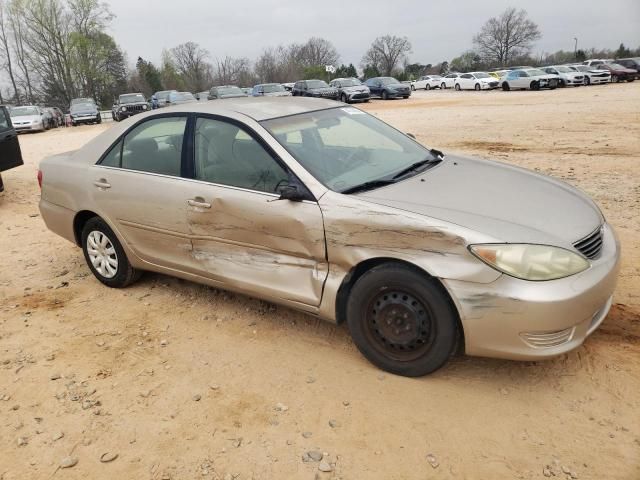 2005 Toyota Camry LE