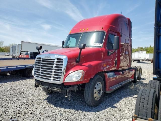 2013 Freightliner Cascadia 125